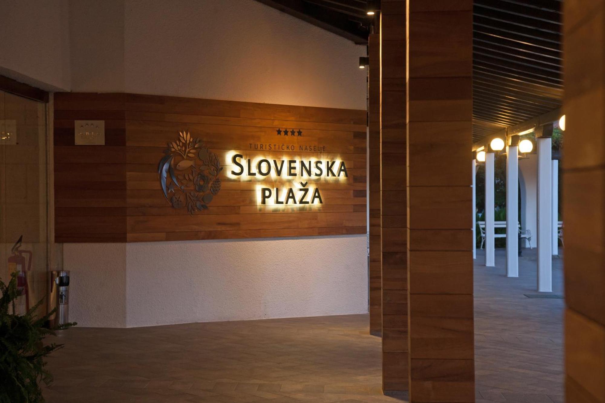 Slovenska Plaza