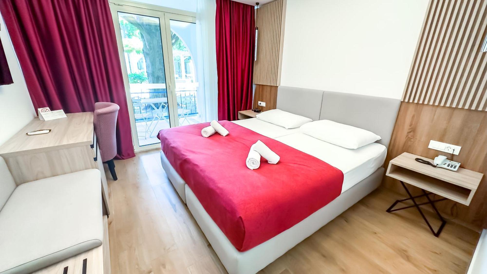 Slovenska Plaza Hotel