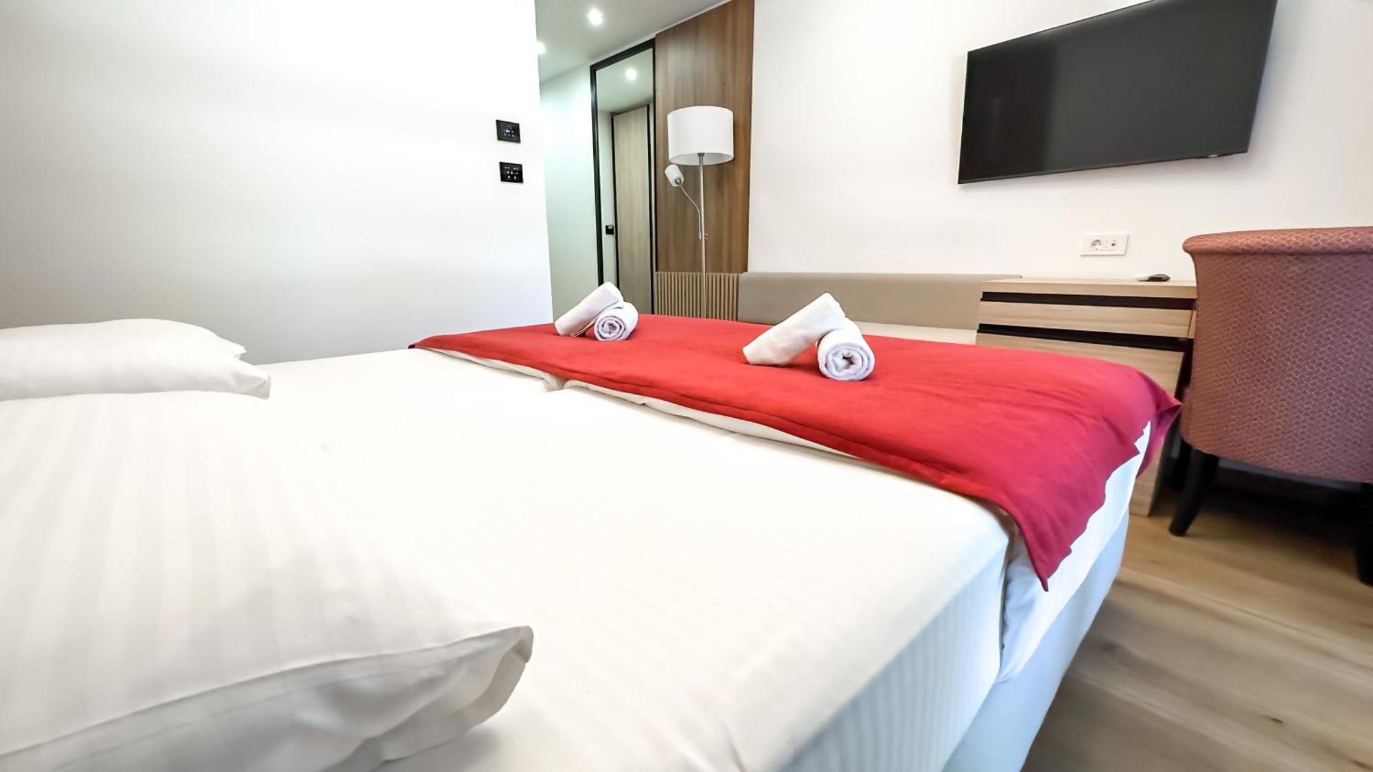 Slovenska Plaza Hotel